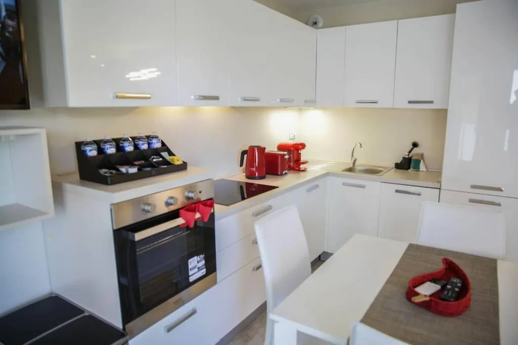 Magnifique 3P - French Riviera - 3Mn Beach - Air Conditioning - Balcony Juan-les-Pins Appartement